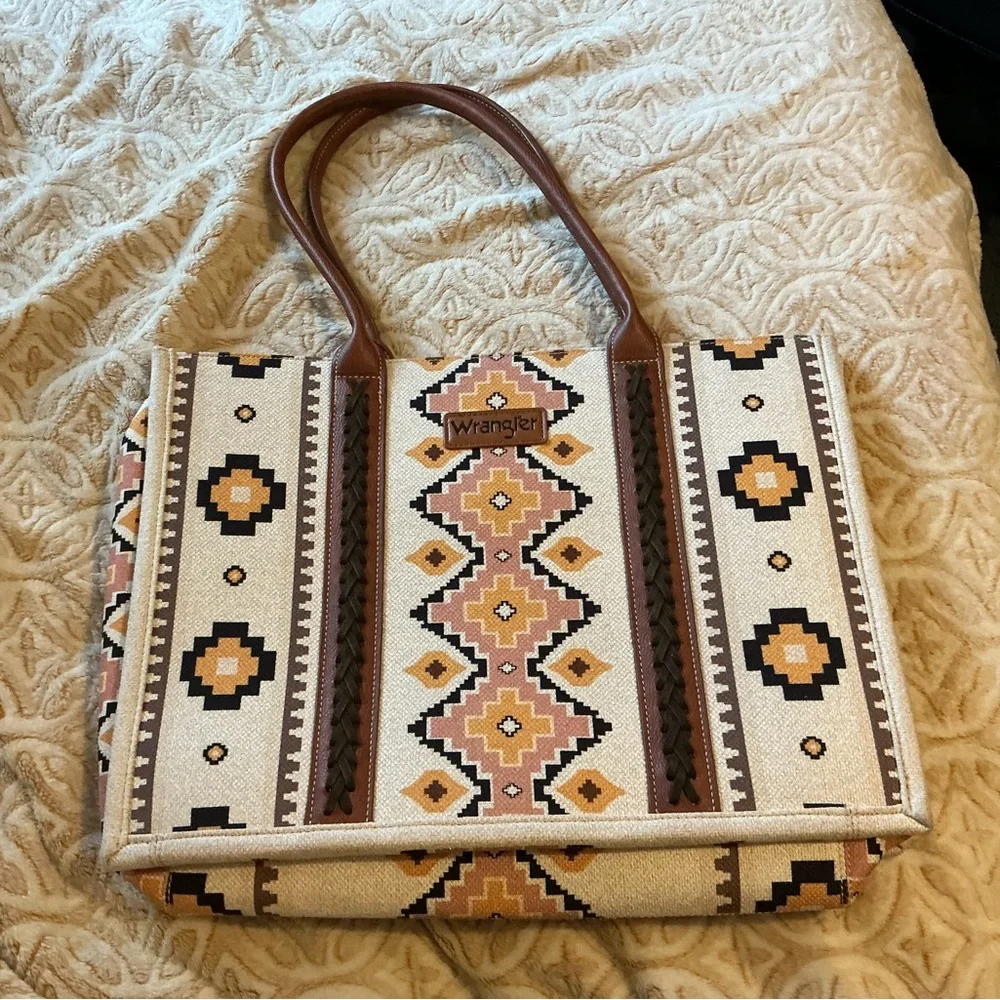 Wrangler Southwestern Aztec Print Tote Bag Cream Brown Faux Leather
